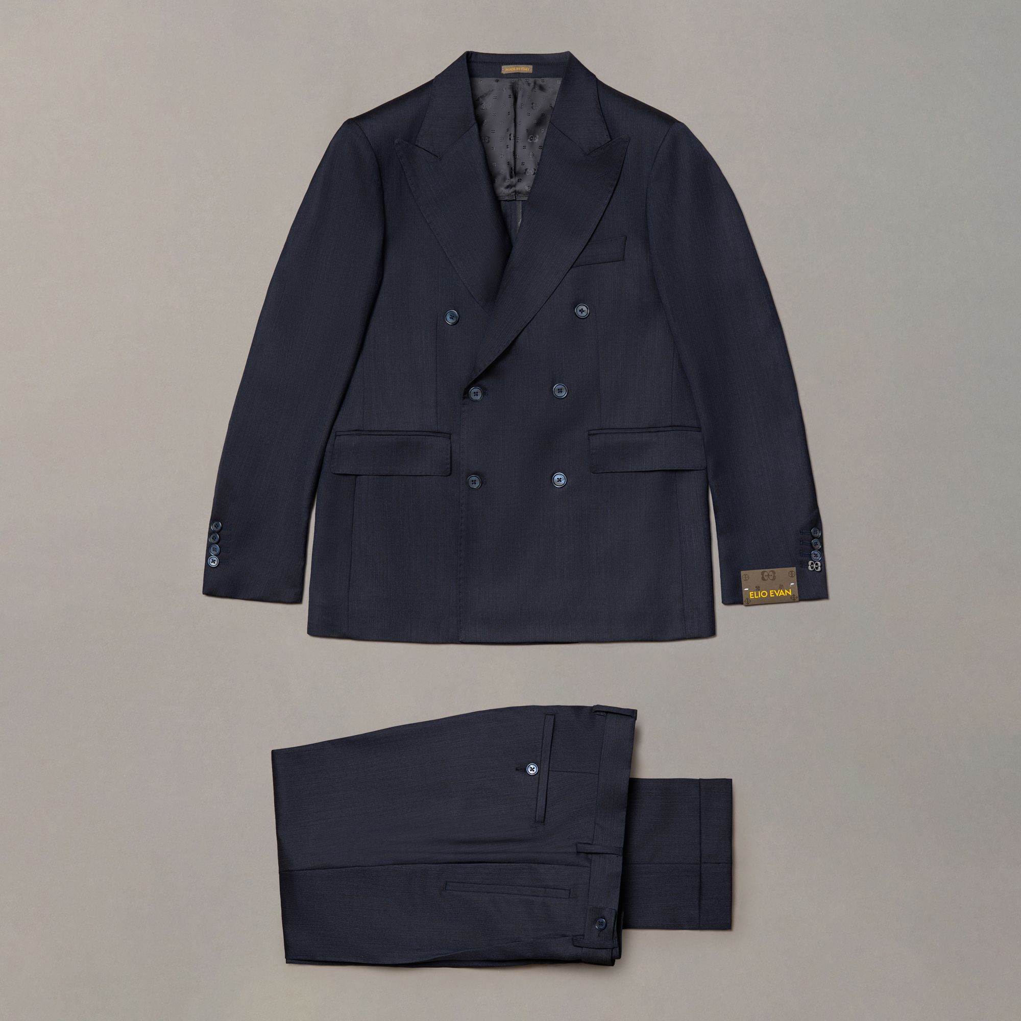 Blue wool suit by Elio Evan — double-breasted construction with a tailored silhouette