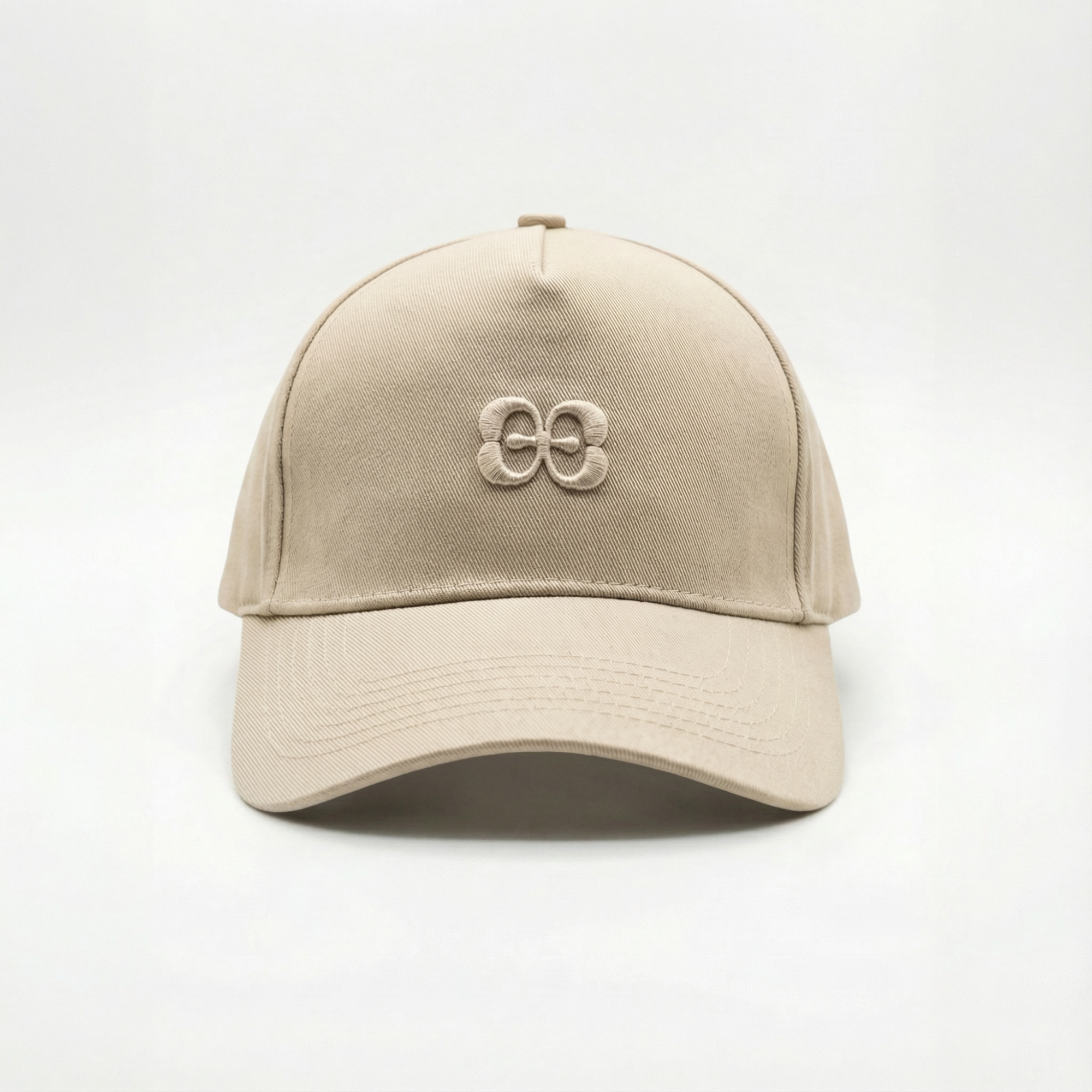 Men’s cotton baseball cap by Elio Evan in beige with embroidered 2E logo and adjustable back strap