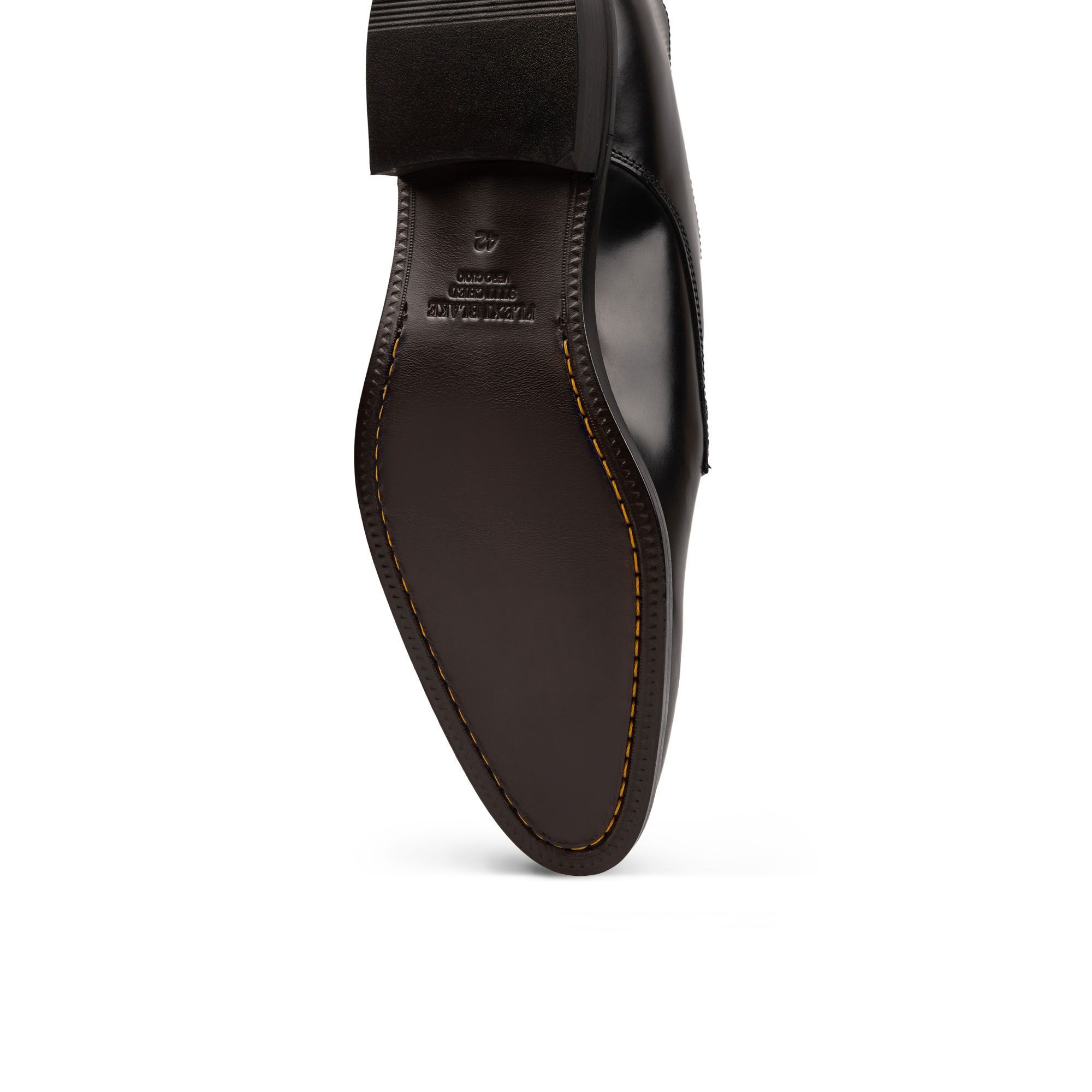 Men's black leather derby shoes