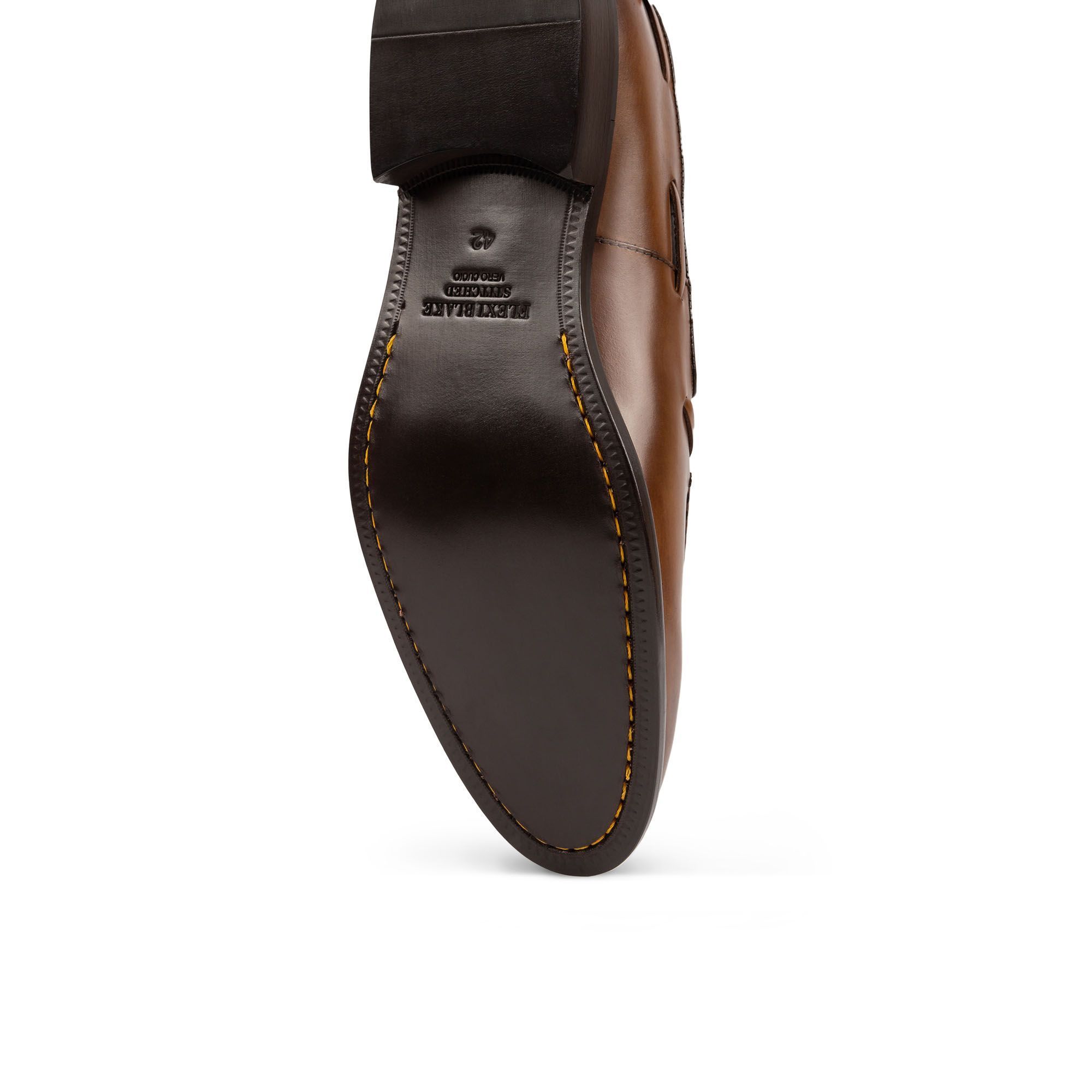 Men's chestnut brown tassel loafers