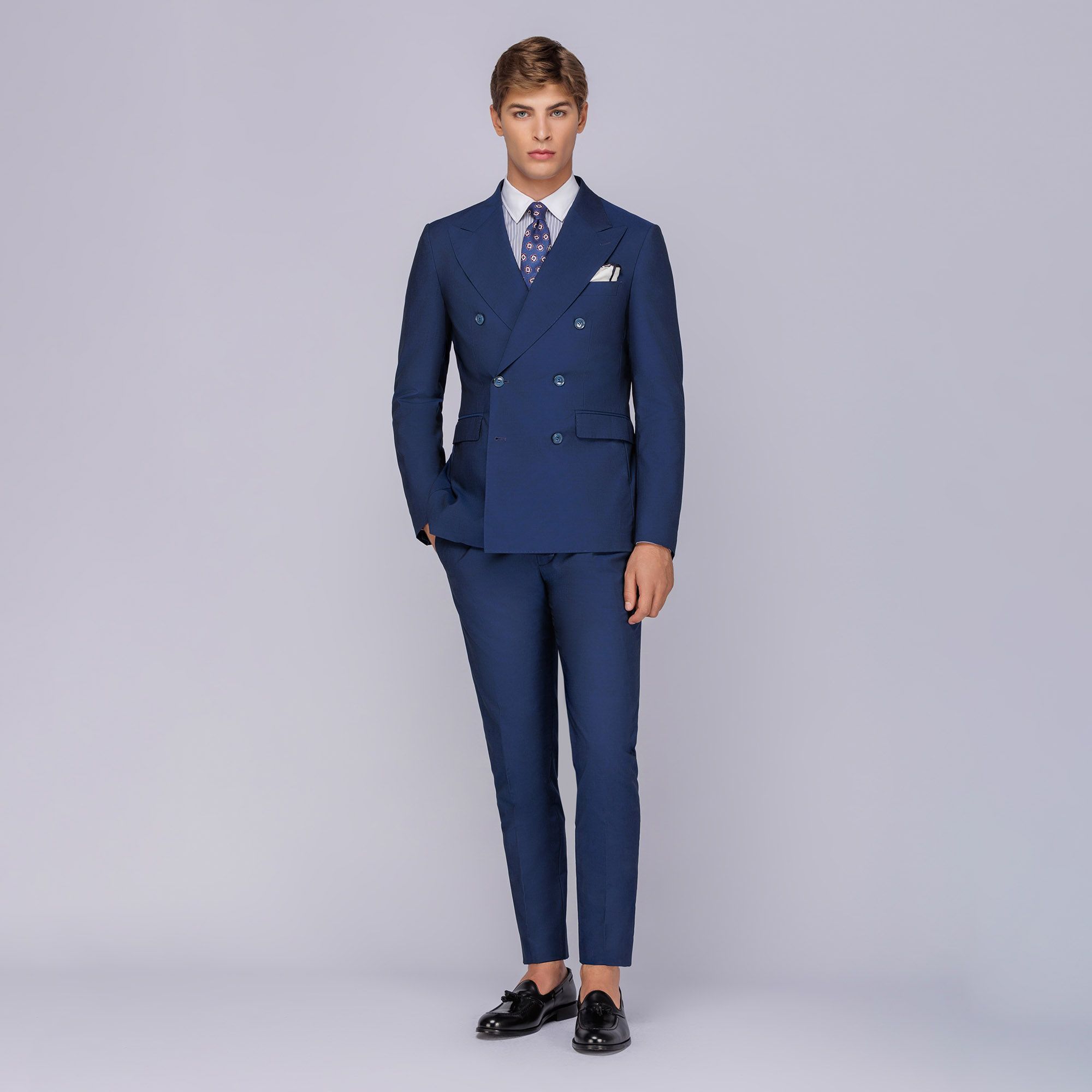 BLUE DOUBLE BREASTED SUIT